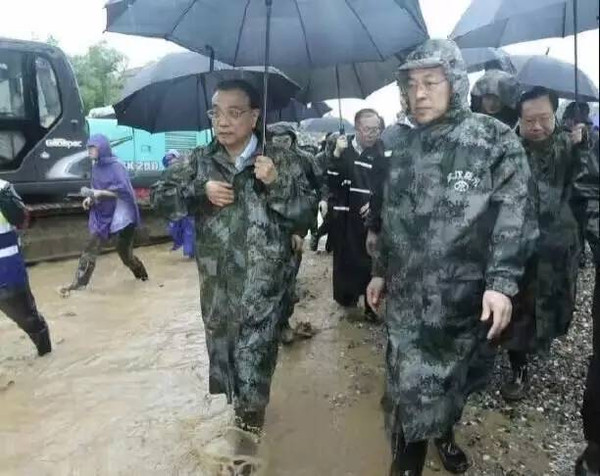 广西六蓝水库抢险救灾,子弟兵的英勇与担当 广西六蓝水库抢险救灾,子弟兵的英勇与担当